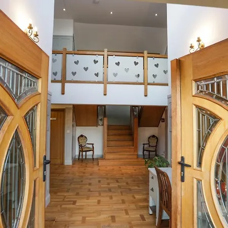 Crackin View Guest House-2